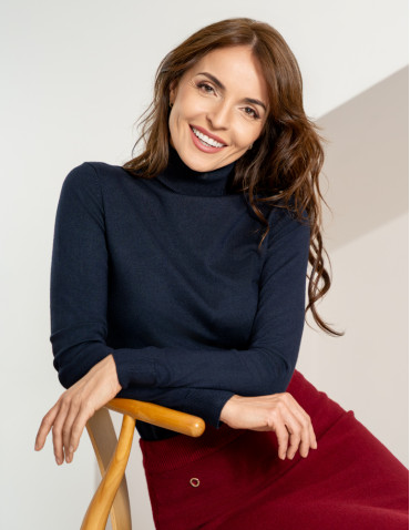 Swetry - Damski golf sweter z wiskozy GRANATOWY - produkt 1
