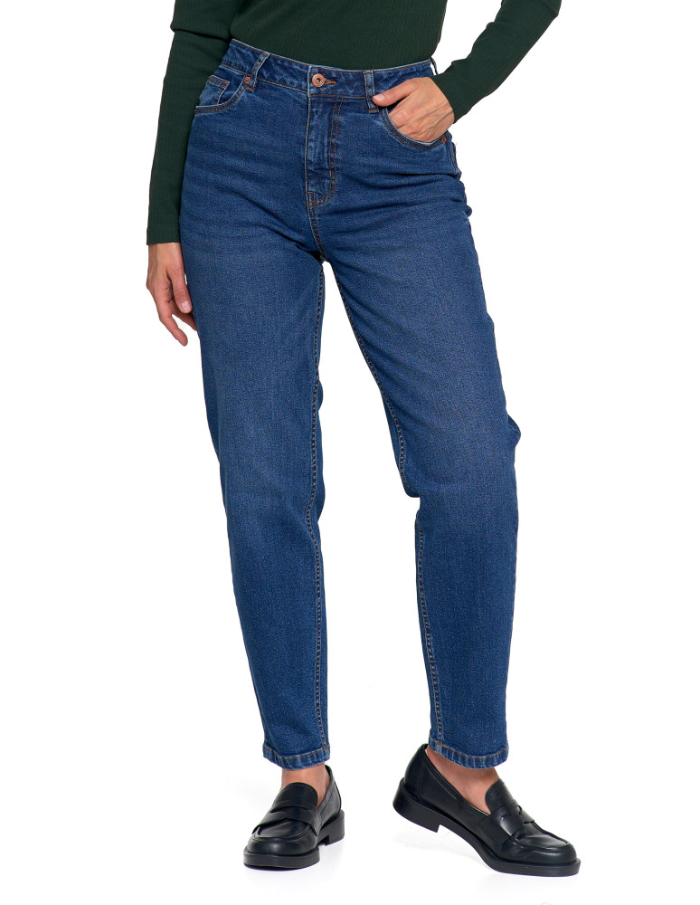Spodnie - Damskie spodnie jeansowe mom fit NIEBIESKI - produkt moraj.pl 8