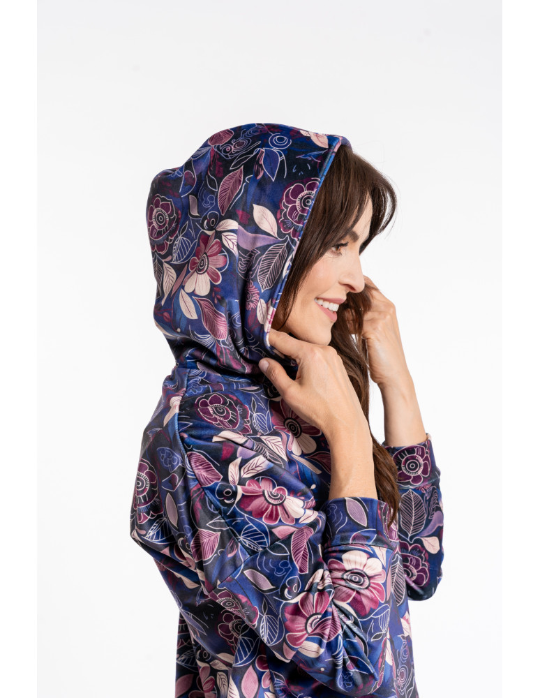 Bluzy - Damska bluza welurowa z kapturem i kieszenią kangurka WZÓR - produkt moraj.pl 4