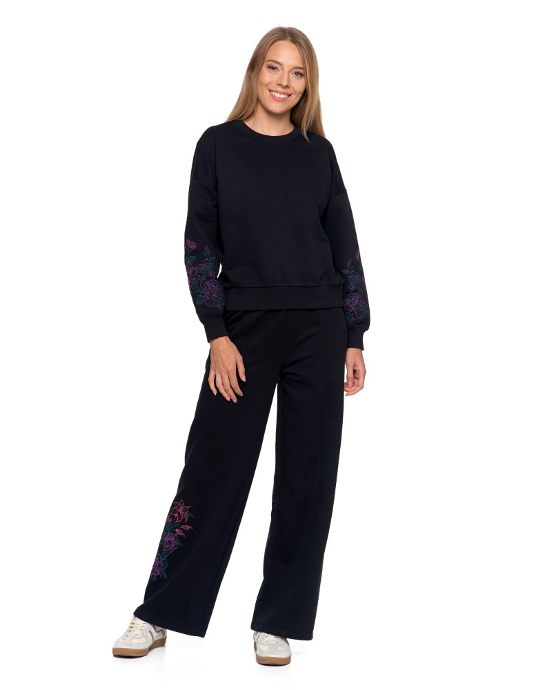 Bluzy - Bluza dresowa damska ocieplana luźna z haftowanymi rękawami CZARNY - produkt moraj.pl 4